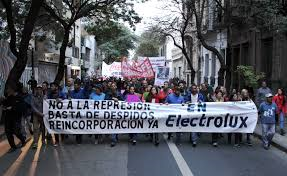 ELECTROLUX, PROTESTAS Y MUERTE
